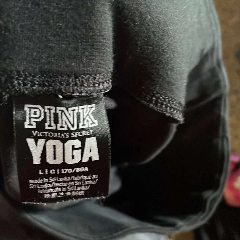 Pink leggings - Picture 2 of 3